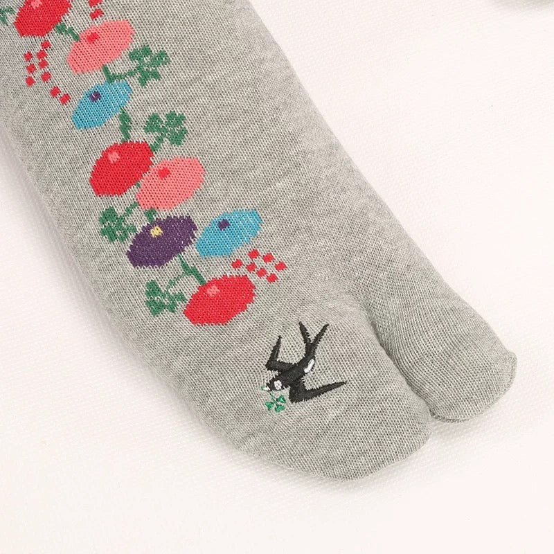 Japanese Tabi Socks 4 Pieces Set 【Spring Blossom and Swallow】